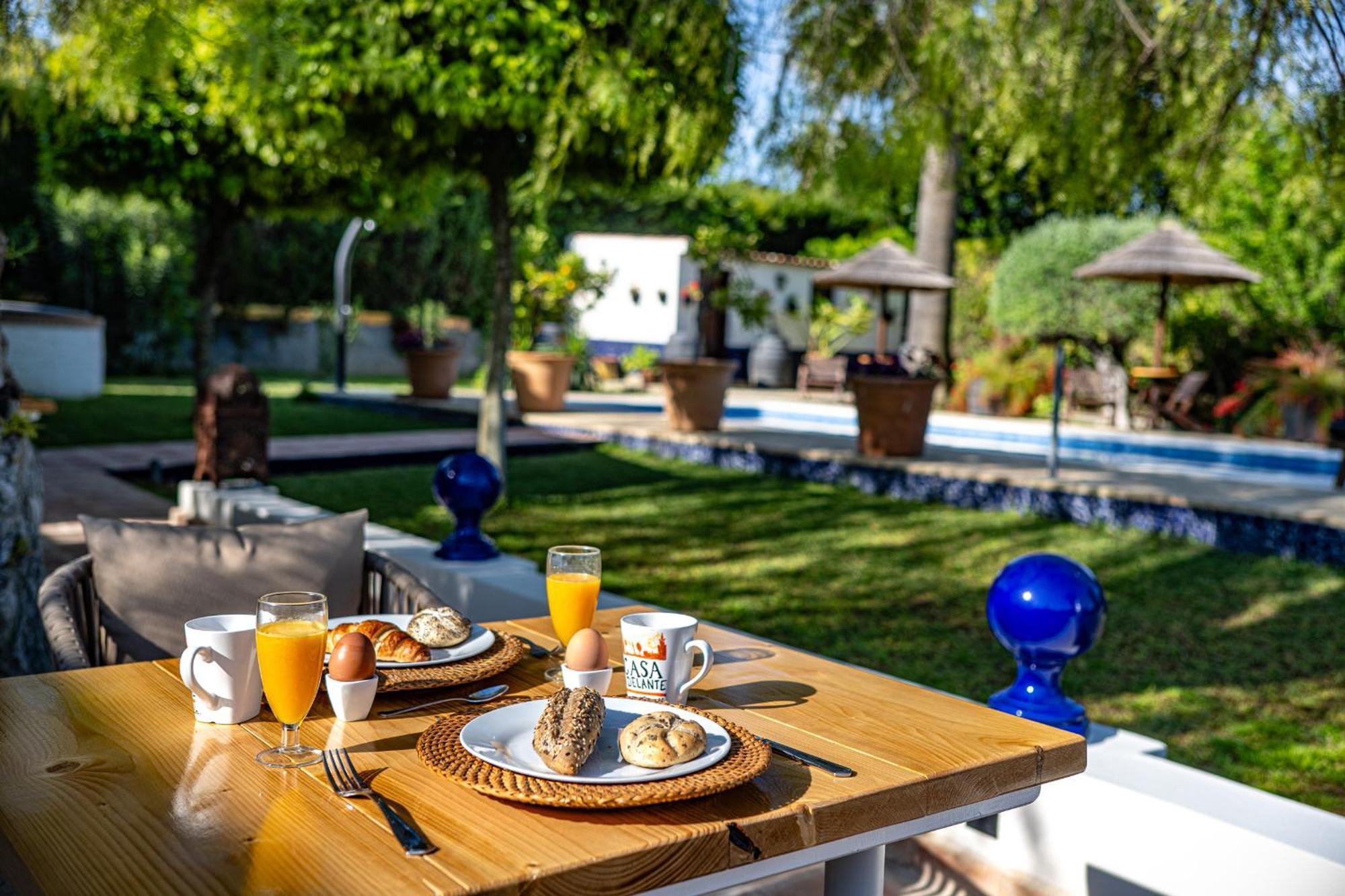 B&B Casa Adelante Sevilla Espartinas Eksteriør bilde
